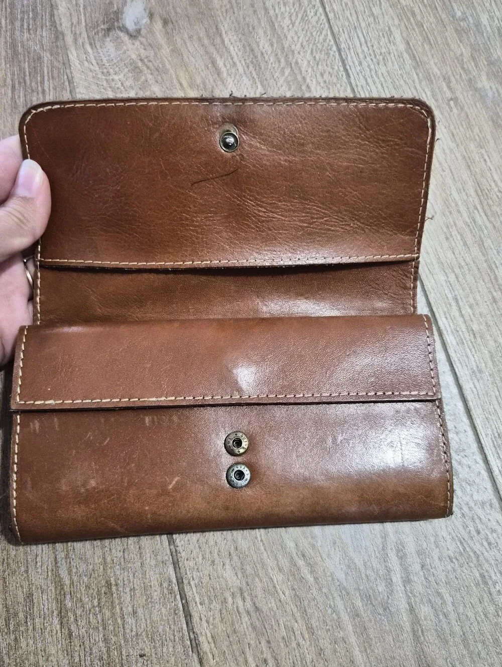 Patricia Nash Trifold Brown Leather Wallet - Picture 6 of 9